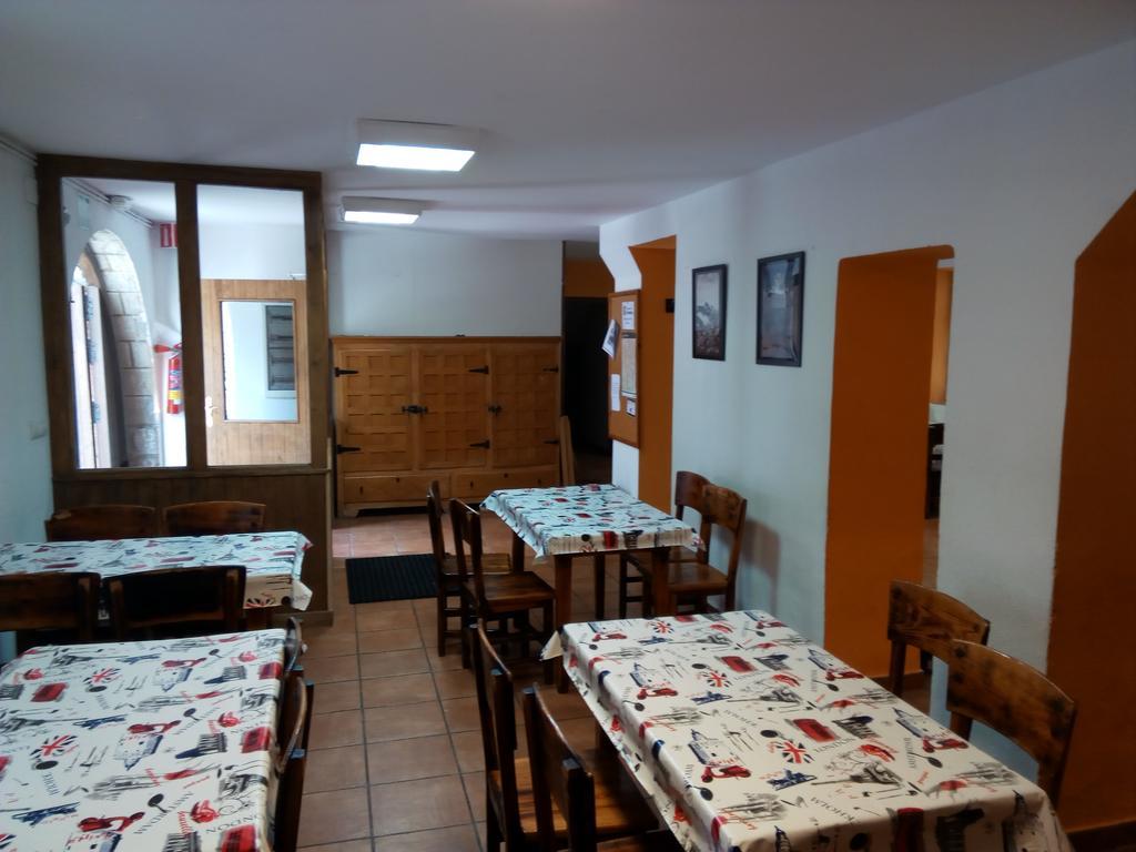 Albergue De Canfranc Estacion Buitenkant foto
