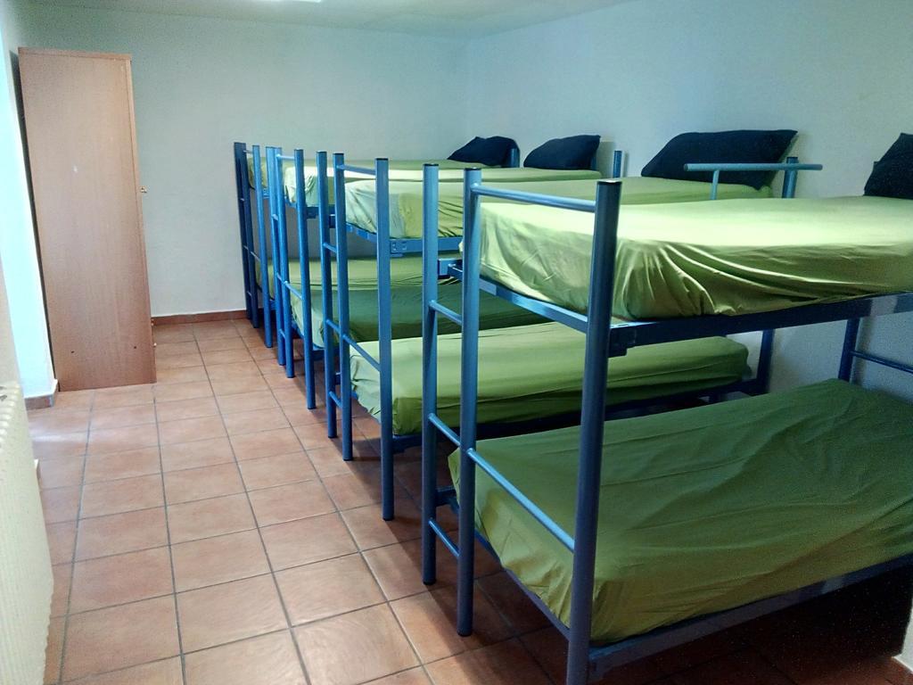 Albergue De Canfranc Estacion Buitenkant foto