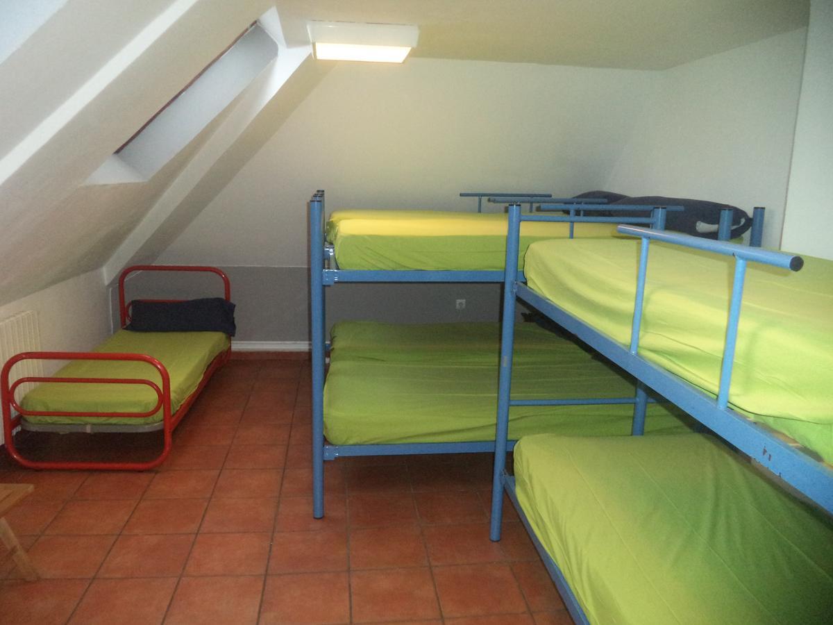 Albergue De Canfranc Estacion Buitenkant foto