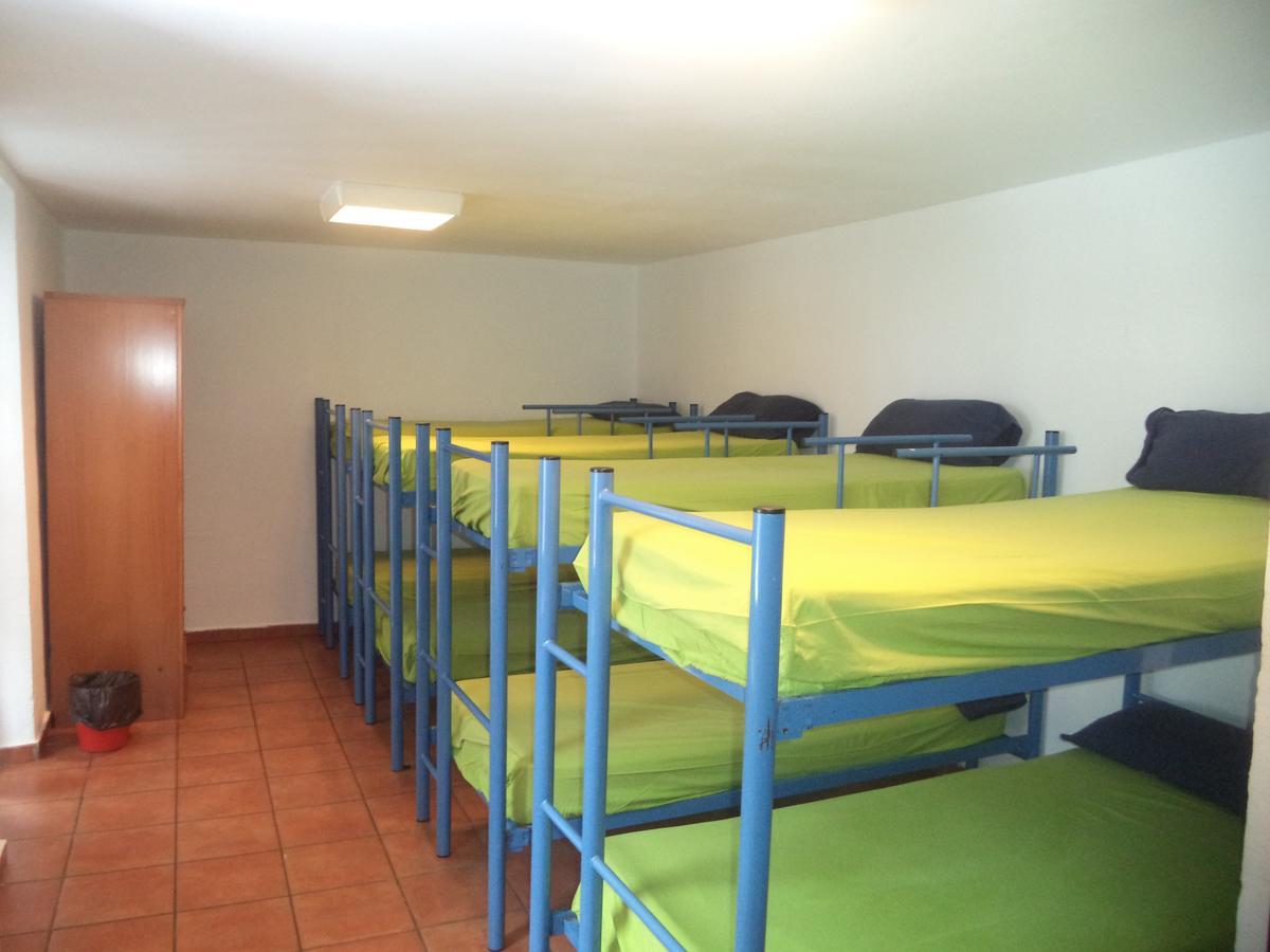 Albergue De Canfranc Estacion Buitenkant foto
